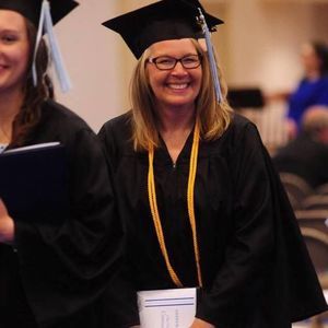 Meet your Posher, Julie